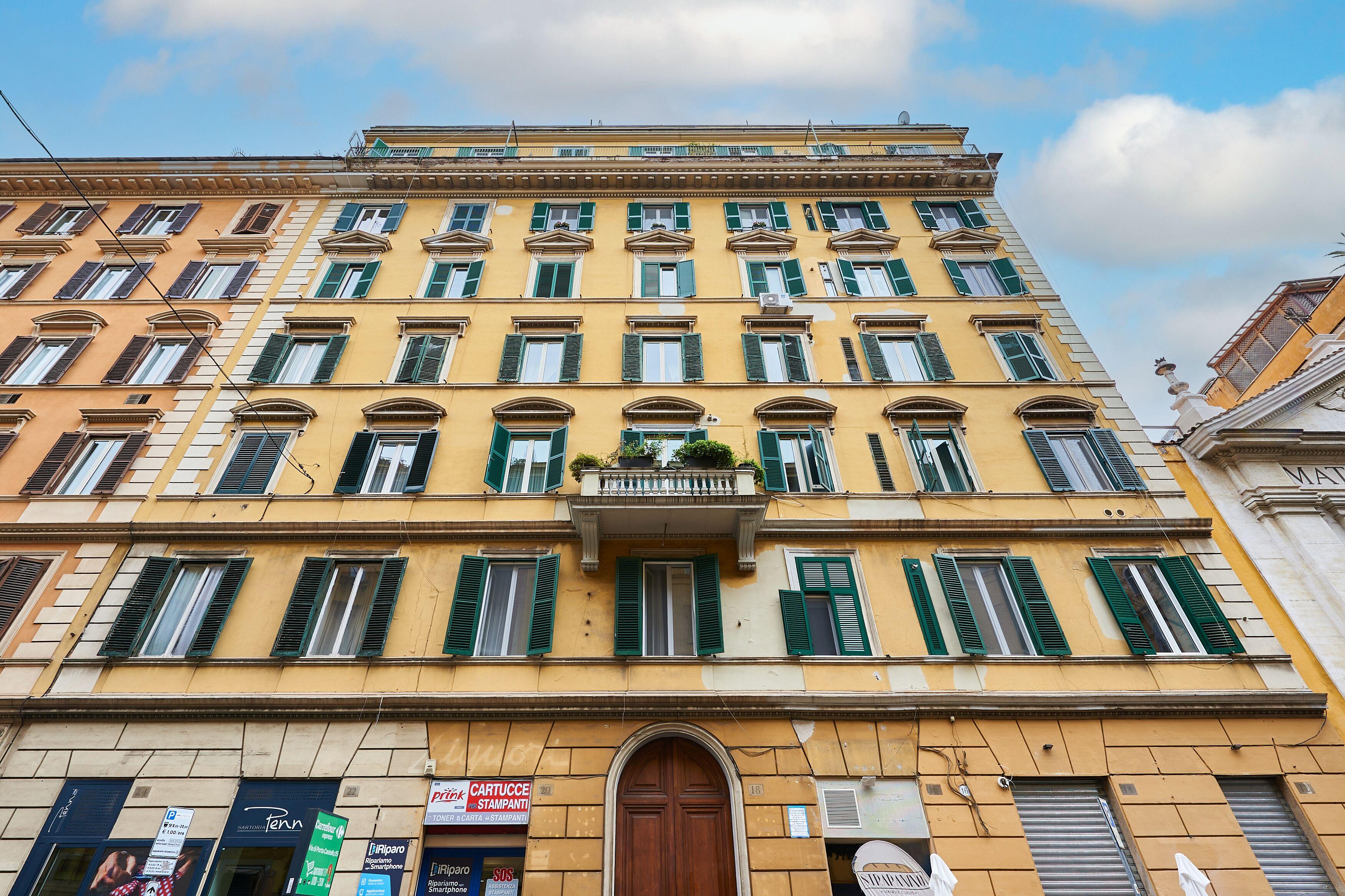 Fabrizio'S Rooms — Photos 1
